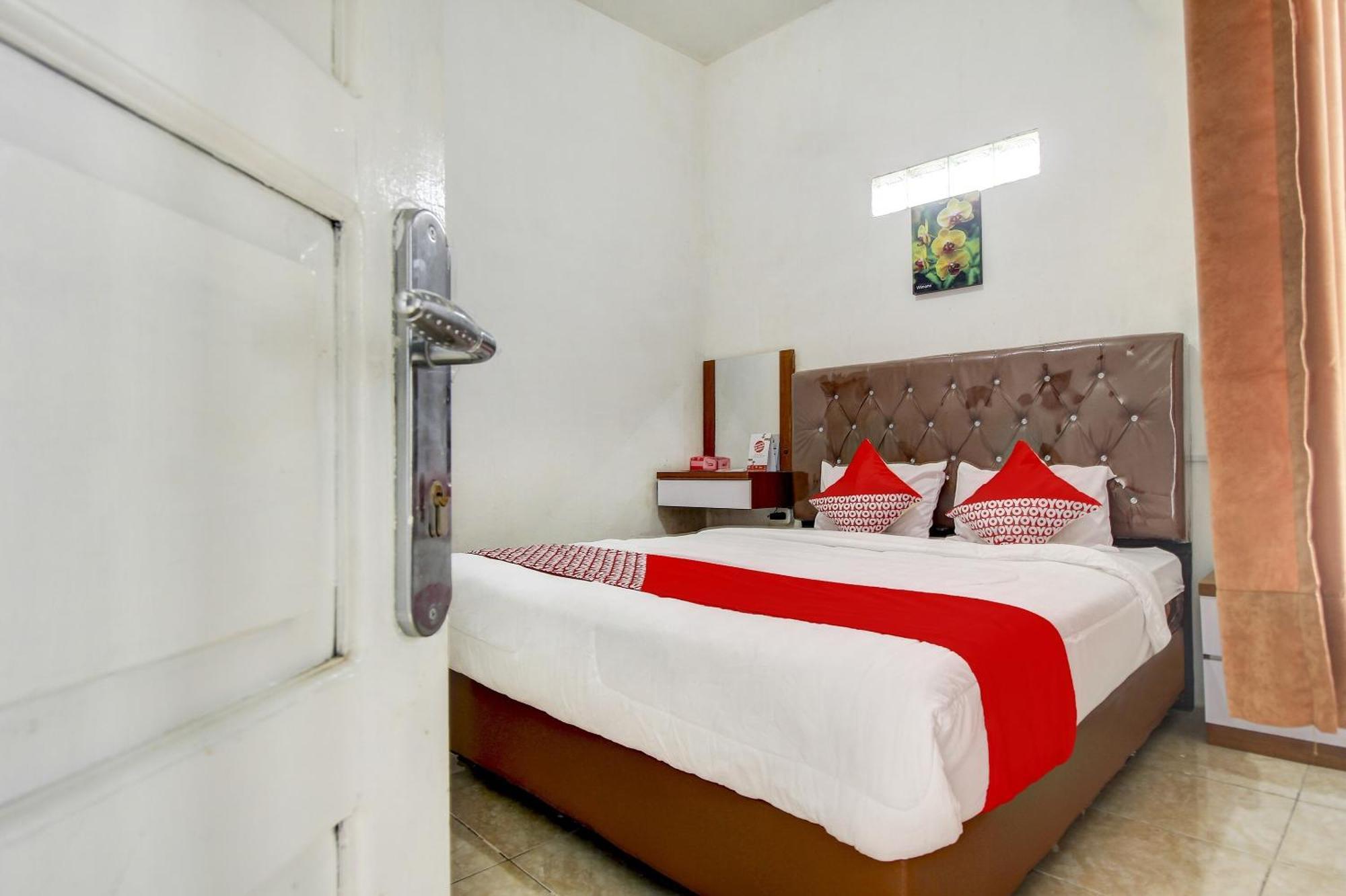 Oyo Life 3415 Penginapan Wimane Palembang Buitenkant foto