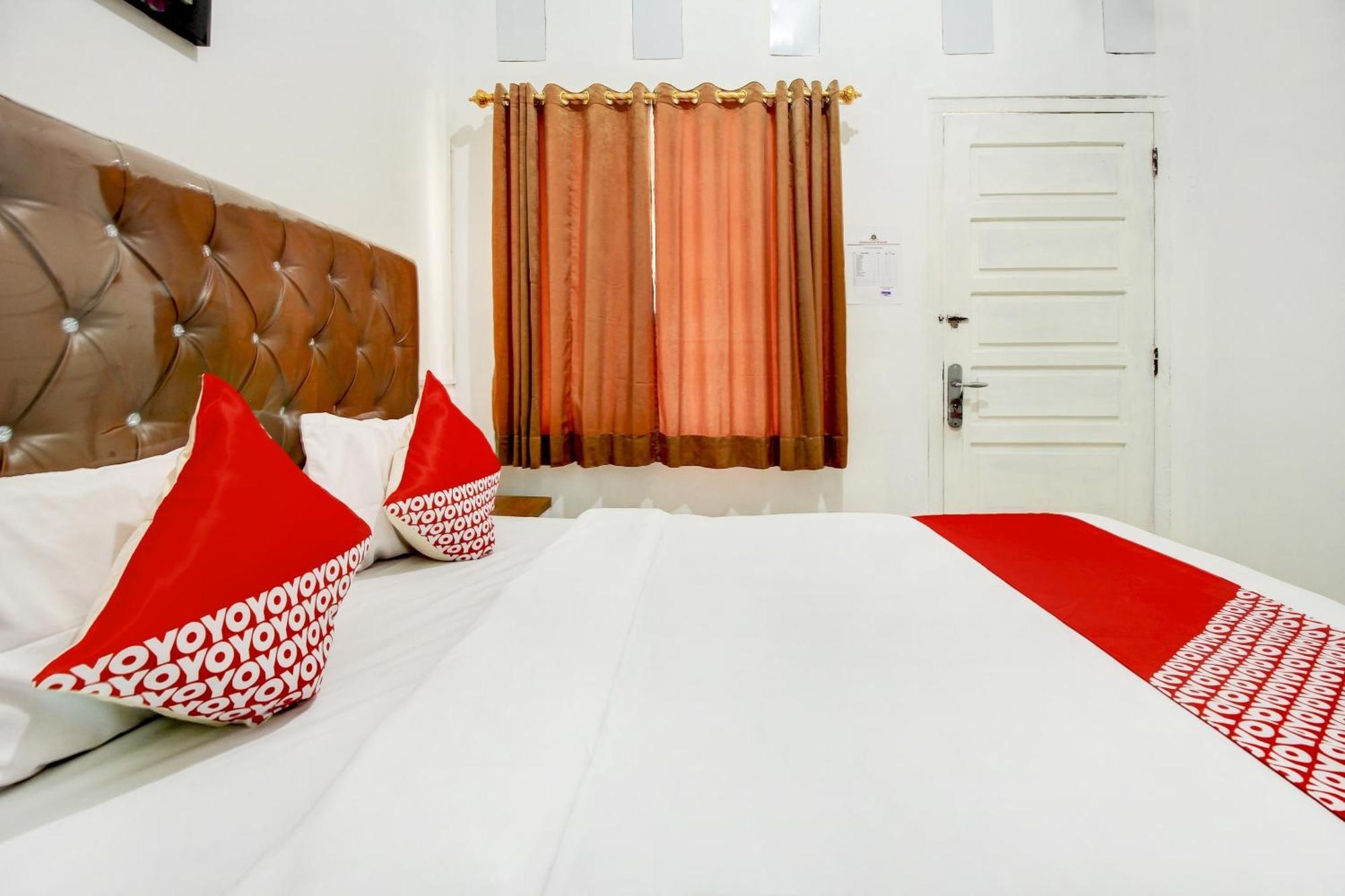 Oyo Life 3415 Penginapan Wimane Palembang Buitenkant foto